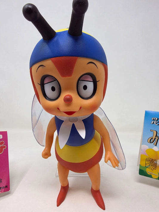 昆虫物語 みなしごハッチ (HONEYBEE HUTCH) — SOFUBI — MEDICOM TOY × TATSUNOKO PRO — ©タツノコプロ — ~200mm —